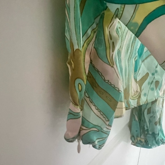 Stylish Multicolor Women's Top Size Large - Picture 11 of 12